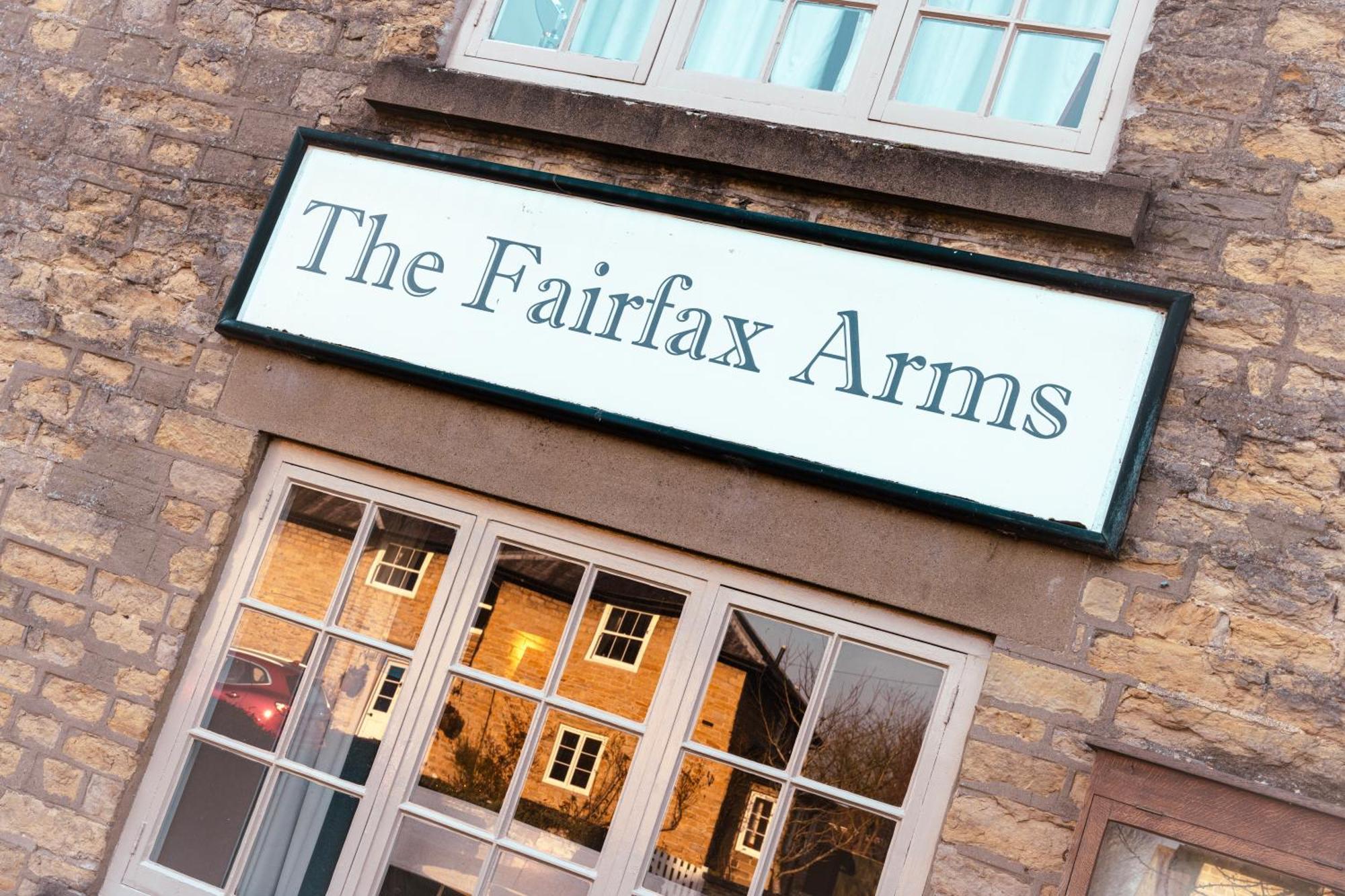 ホテル The Fairfax Arms Gilling East エクステリア 写真